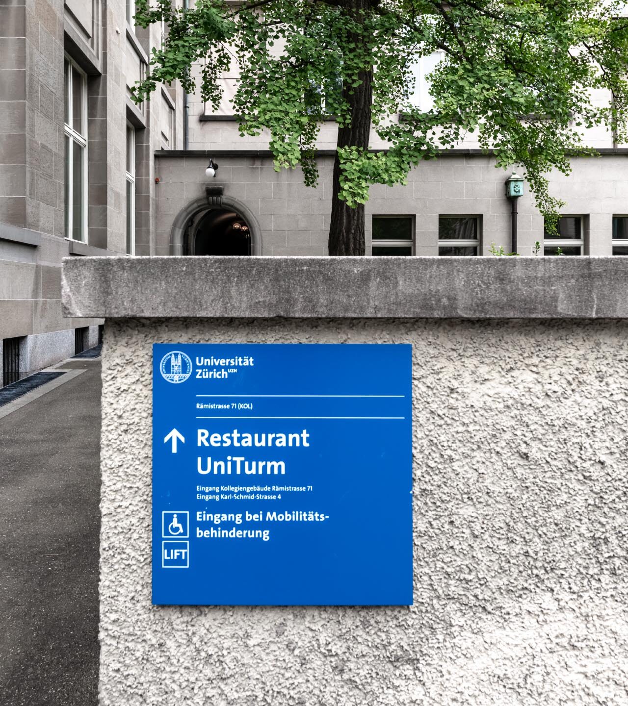 UniversitaetsspitalZuerich_S_04_desktop_20220505_m_msr