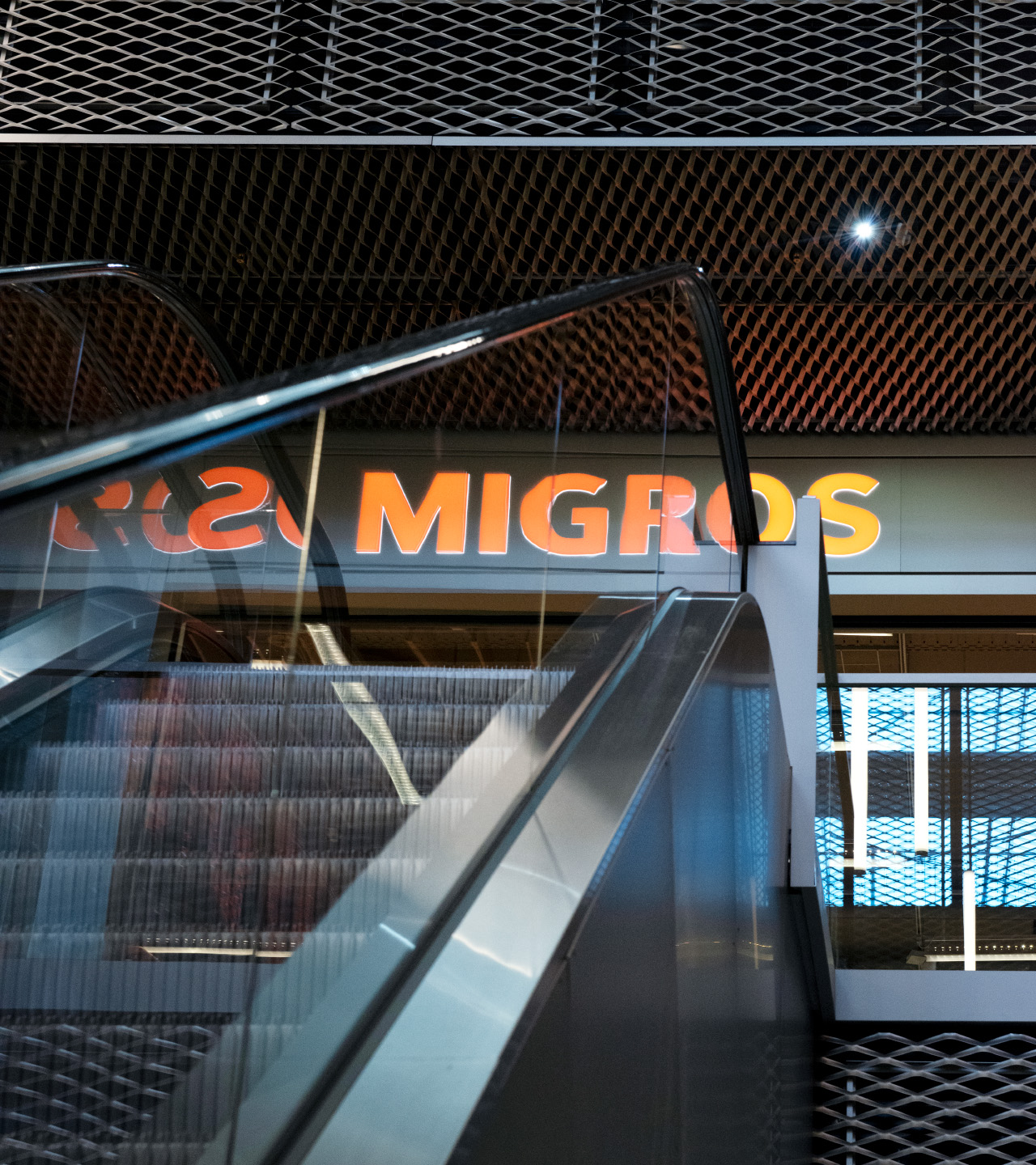 Illuster_S_09_Desktop_20241216_m_ler