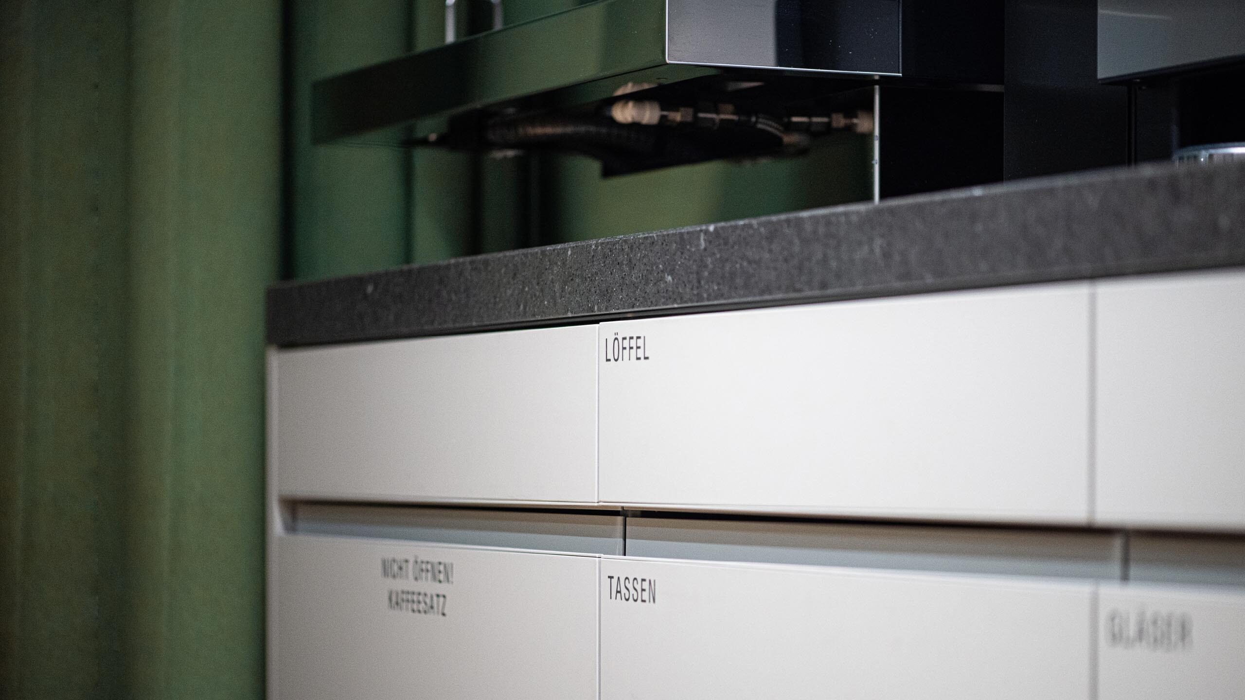 SWICA_Elefant_07_Desktop_20250108_m_ler