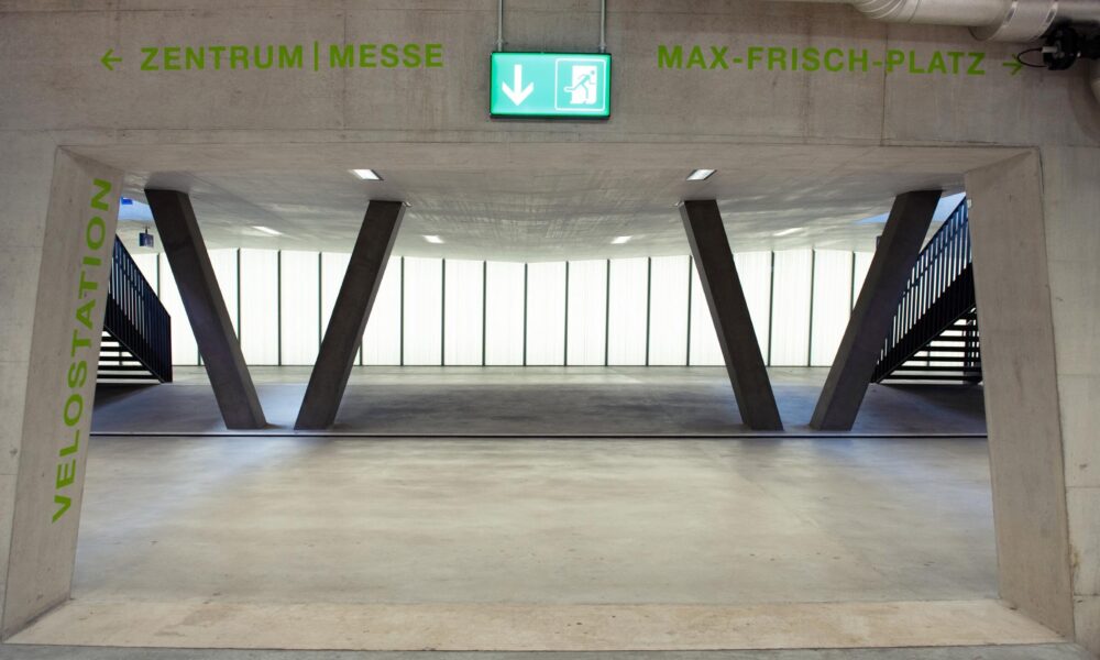 Velostation_Bhf_Oerlikon_01_Desktop_20250110_m_ler